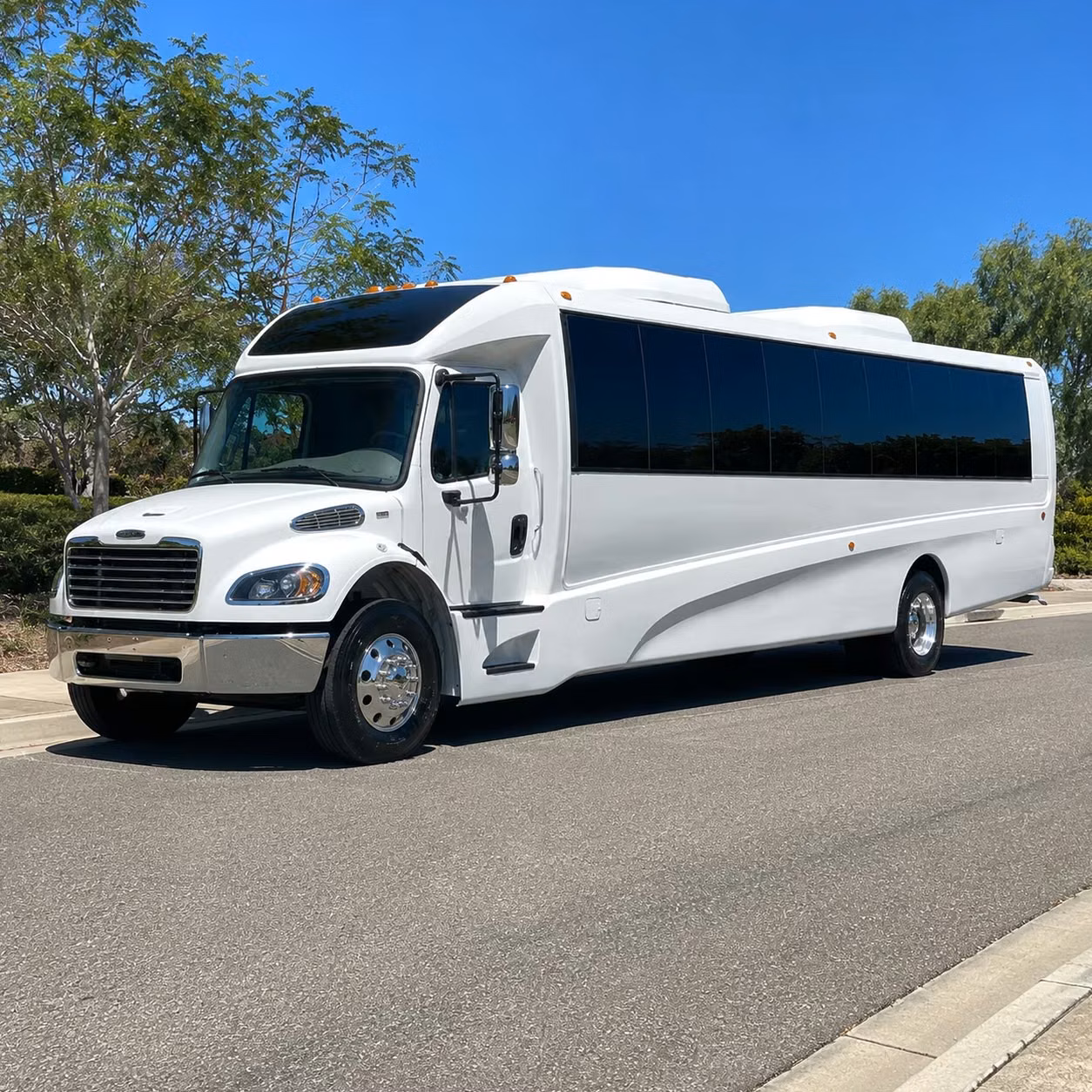 shreveport 25 passenger minibus rental